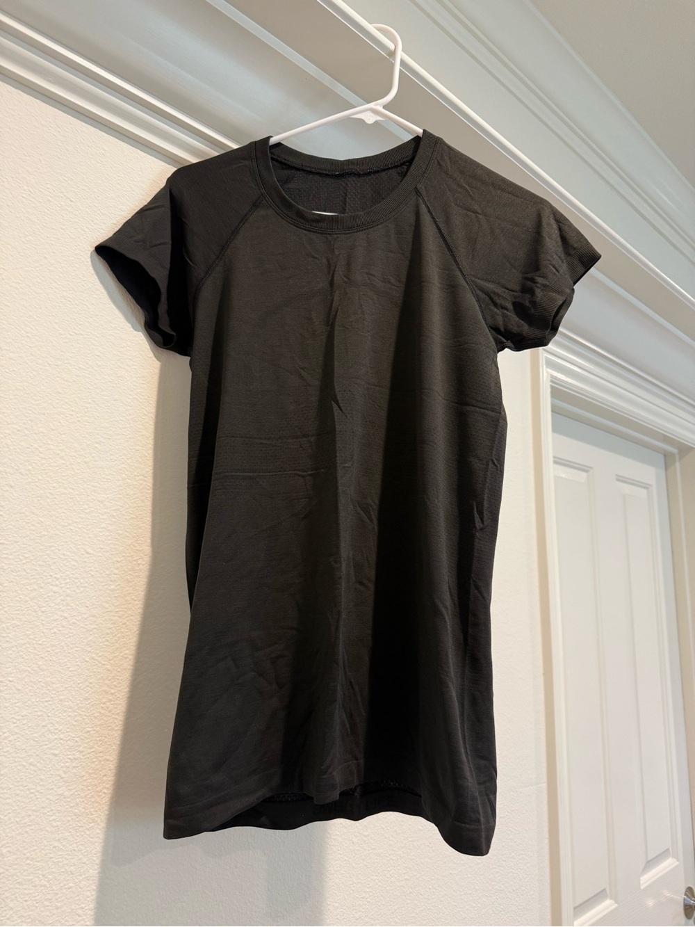 lululemon athletica Black Short Sleeve Crew Tee